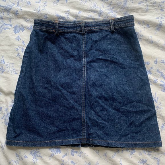 Denim A-Line Skirt with Buttons and Pockets - Picture 2 of 4
